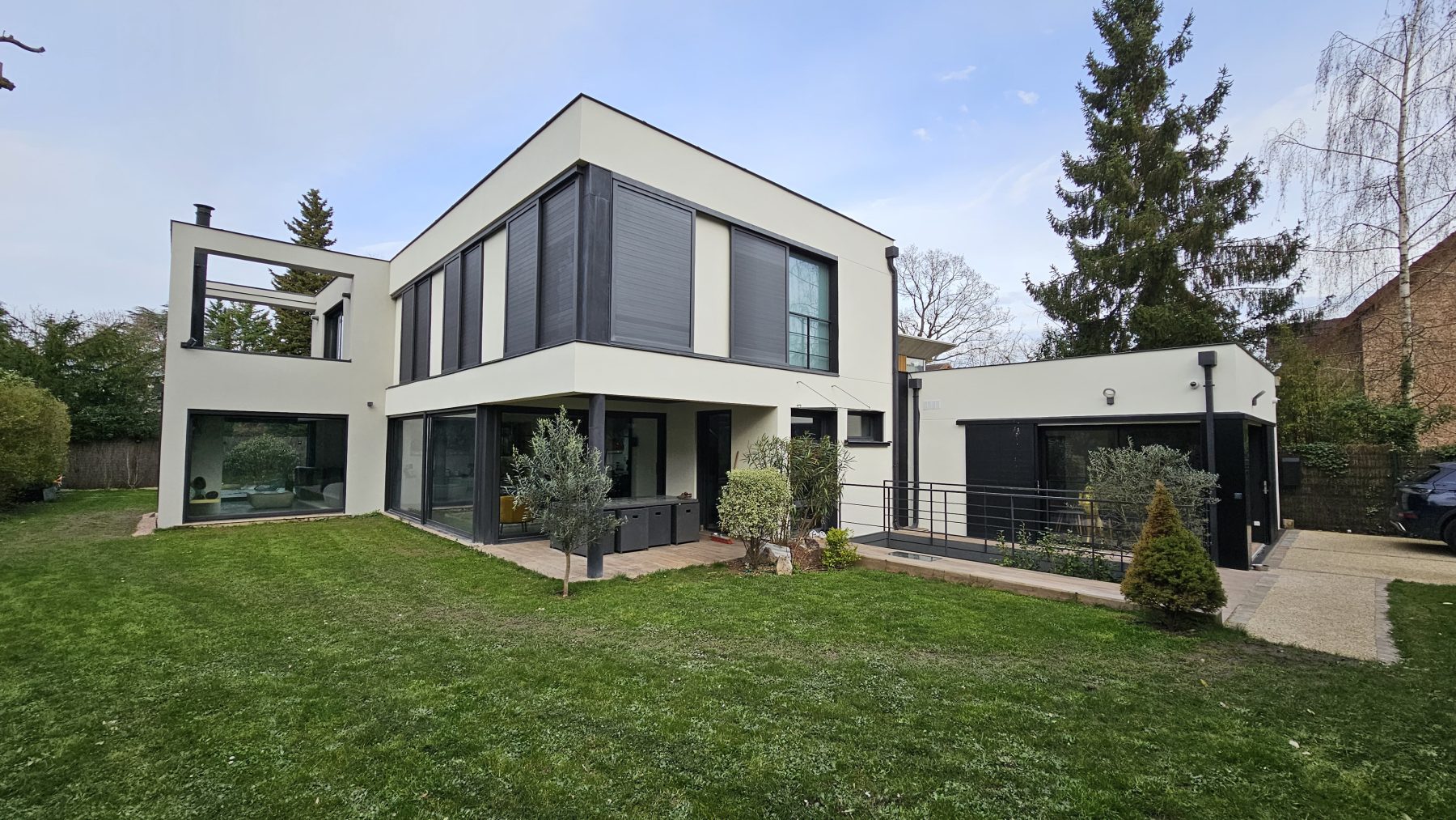 Après ravalement de façade à Soisy-sous-Montmorency, rénovation effectuée - Raval d'Oise